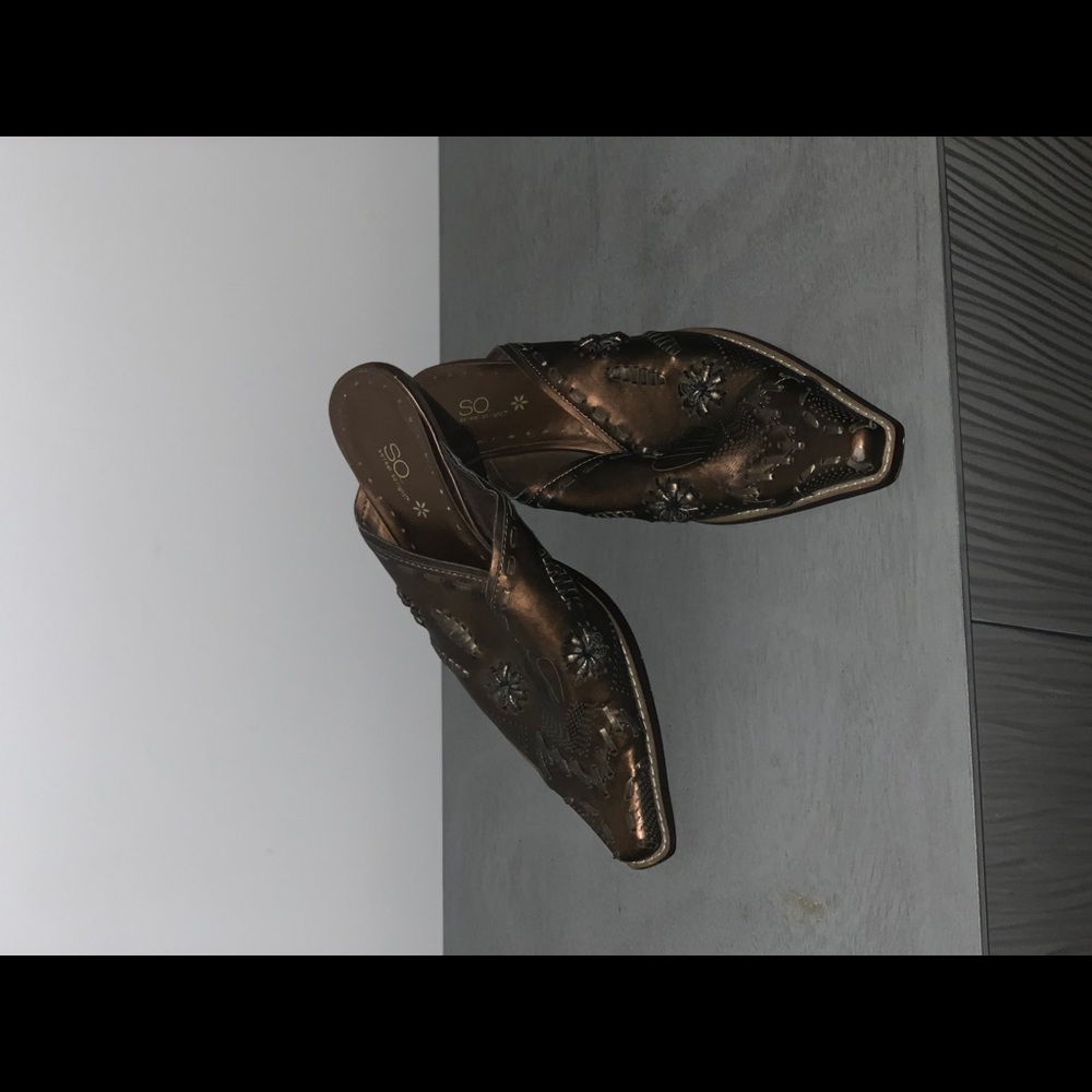 Heel boots